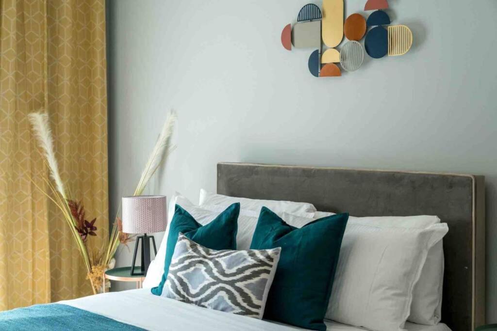 Kew Gardens Retreat Apartment Bagian luar foto